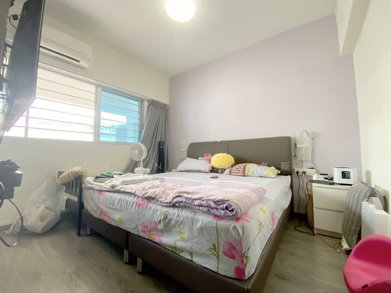 640 Hougang Avenue 8 HDB Flat For Sale at S$ 1,028,000 | PropertyGuru Singapore - Bedroom