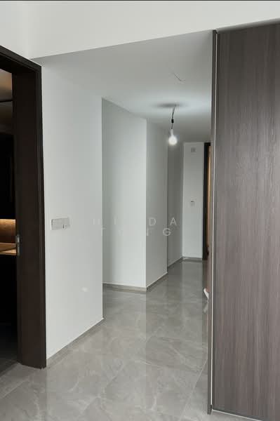 Tembusu Grand, 94 Jalan Tembusu, 1 Bedroom, 527 sqft, Condominium For Rent, by Hilda Tong, 500073299 - Corridor - PropertyGuru.com.sg