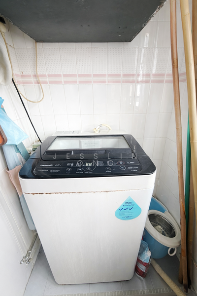 42 Sims Drive, 42 Sims Drive, Room Rental, 130 sqft, HDB Flat For Rent, by Jesslin Ong, 500073313 - PropertyGuru.com.sg