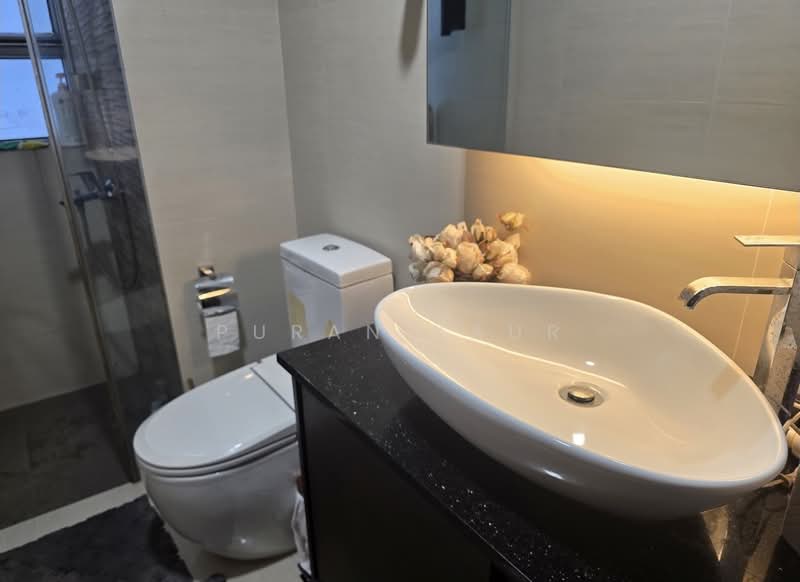 The Bayshore Condominium For Sale at S$ 1,400,000 | PropertyGuru Singapore - Bathroom