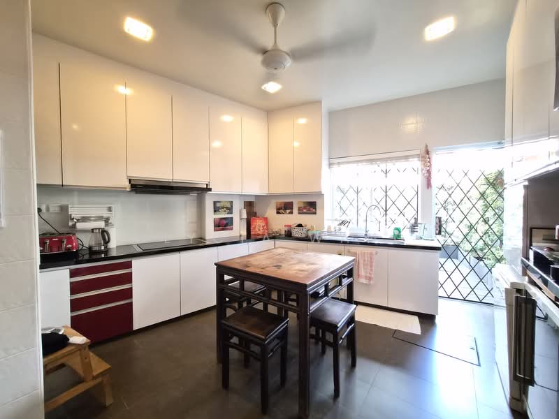 Conservation House | Everitt Road Conservation House For Sale at S$ 5,180,000 | PropertyGuru Singapore - Kitchen
