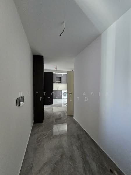 Gems Ville Condominium For Sale at S$ 2,138,000 | PropertyGuru Singapore - Interior