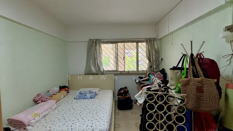 430 Jurong West Avenue 1 HDB Flat For Sale at S$ 515,000 | PropertyGuru Singapore - Bedroom