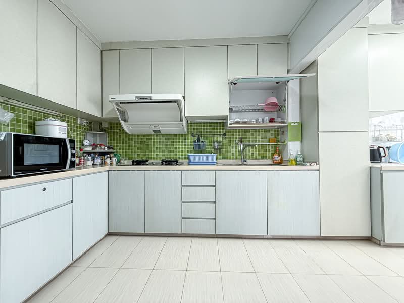 568 Hougang Street 51, 568 Hougang Street 51, 3 Bedrooms, 1,055 sqft, HDB Flat For Sale, by Ronnie Tan, 500073386 - Kitchen - PropertyGuru.com.sg
