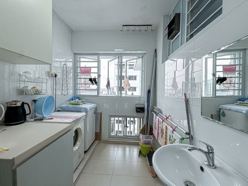 568 Hougang Street 51, 568 Hougang Street 51, 3 Bedrooms, 1,055 sqft, HDB Flat For Sale, by Ronnie Tan, 500073386 - Interior - PropertyGuru.com.sg