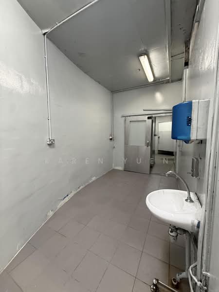 Food XChange @ Admiralty, 8A Admiralty Street, 5,963 sqft, Factory / Workshop (B2) For Sale, by Karen Yuen, 500073395 - Interior - CommercialGuru.com.sg