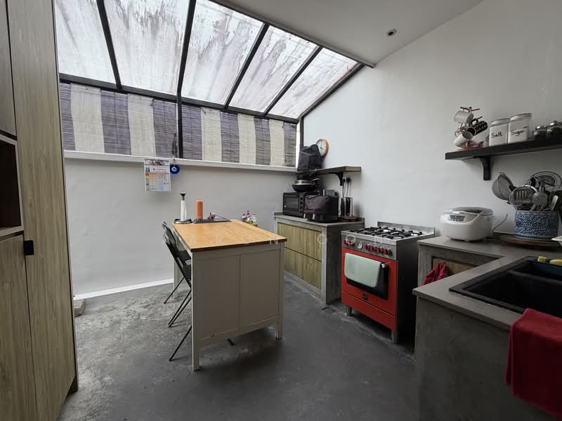 ⭐ Corner Terrace 1KM to RGPS NYPS - Move In Condition! ⭐ Corner Terrace For Sale at S$ 8,500,000 | PropertyGuru Singapore - Kitchen