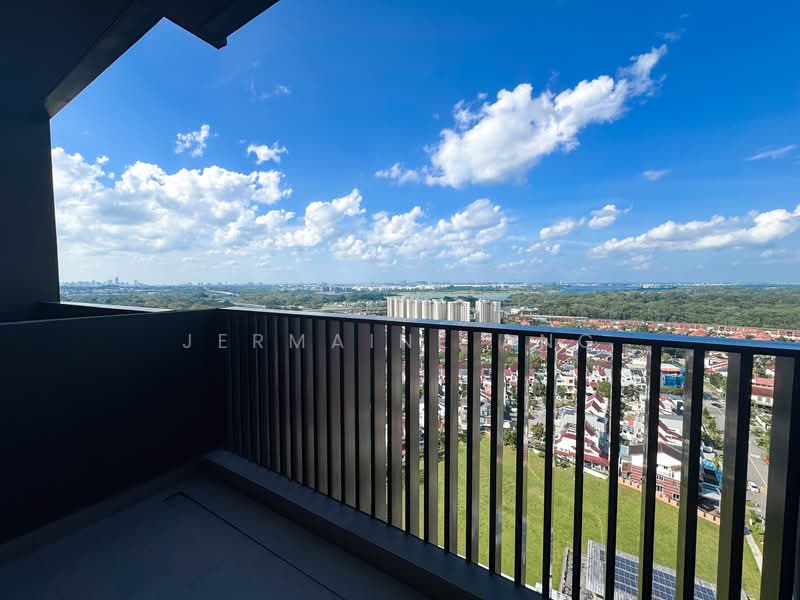 Lentor Modern, 7 Lentor Central, 2 Bedrooms, 678 sqft, Condominium For Sale, by Jermaine Ang, 500073409 - Balcony - PropertyGuru.com.sg