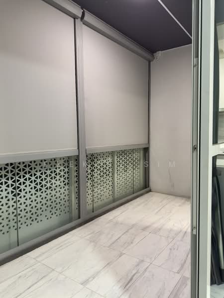 The Alps Residences, Tampines Avenue 10, 3 Bedrooms, 1,087 sqft, Condominium For Rent, by Ezekiel Sim, 500073429 - Balcony - PropertyGuru.com.sg