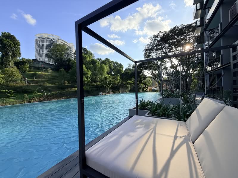 The Landmark, 173 Chin Swee Road, 1 Bedroom, 495 sqft, Condominium For Rent, by Aeron Tan, 500073437 - Swimming Pool - PropertyGuru.com.sg