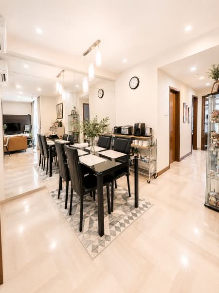 East Meadows, 30 Tanah Merah Kechil Road, 3 Bedrooms, 1,195 sqft, Condominium For Sale, by Jase Ng, 500073459 - Dining Room - PropertyGuru.com.sg