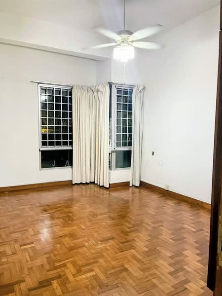 Maple Woods, 991 Bukit Timah Road, 2 Bedrooms, 915 sqft, Condominium For Rent, by James Yeo, 500073465 - Interior - PropertyGuru.com.sg