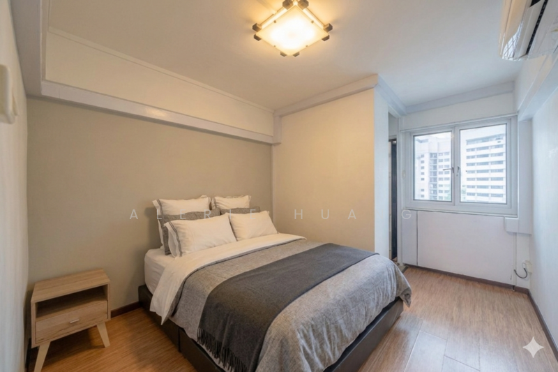 18 Saint George's Road HDB Flat For Sale at S$ 699,999 | PropertyGuru Singapore - Bedroom