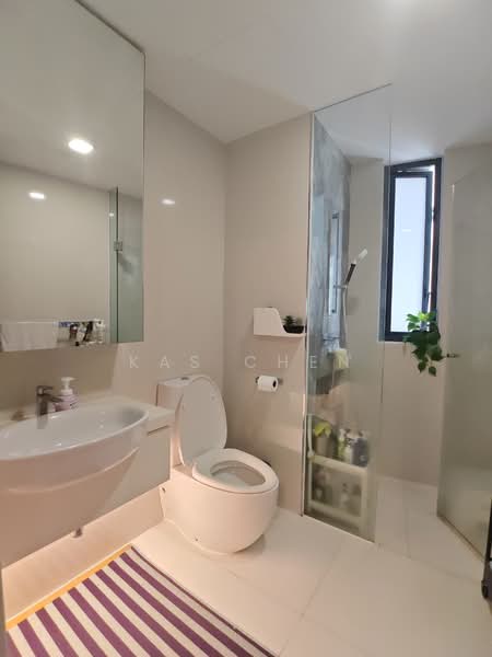 d'Leedon (Former Farrer Court), 13 Leedon Heights, 2 Bedrooms, 786 sqft, Condominium For Sale, by Kas Chen, 500073473 - Bathroom - PropertyGuru.com.sg