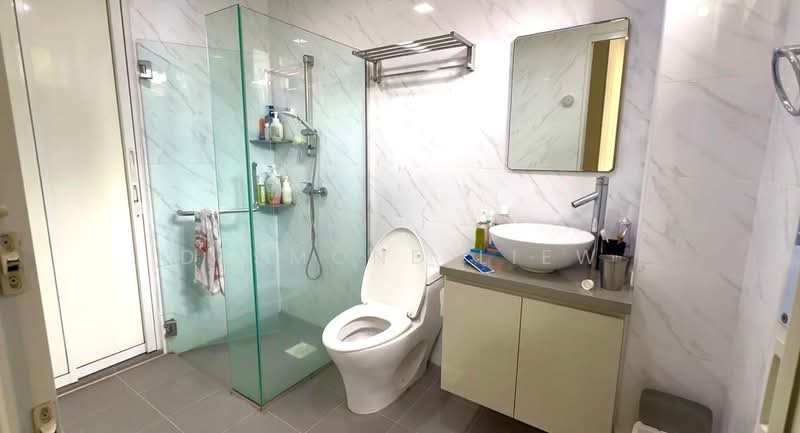 Freehold Corner Terrace in District 19 Corner Terrace For Sale at S$ 5,100,000 | PropertyGuru Singapore - Bathroom
