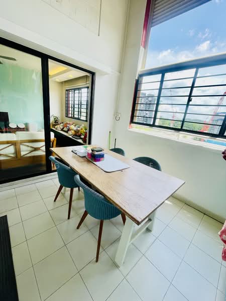 2 Toh Yi Drive HDB Flat For Sale at S$ 1,600,000 | PropertyGuru Singapore - Dining Room