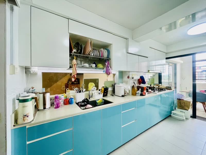 2 Toh Yi Drive HDB Flat For Sale at S$ 1,600,000 | PropertyGuru Singapore - Kitchen