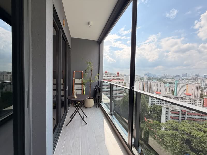 Stirling Residences Condominium For Sale at S$ 1,600,000 | PropertyGuru Singapore - Balcony