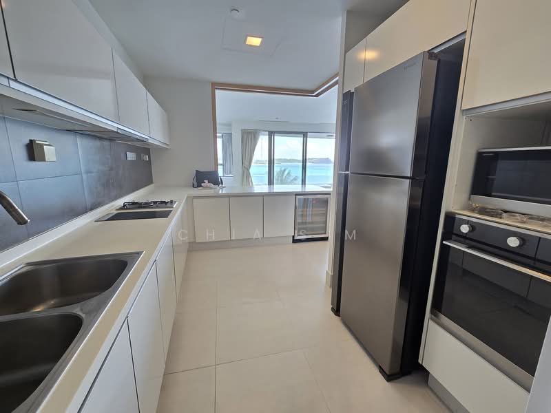 The Oceanfront @ Sentosa Cove Condominium For Sale at S$ 6,480,000 | PropertyGuru Singapore - Kitchen