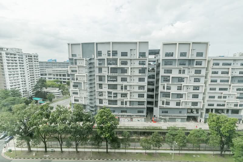 292B Bukit Batok East Avenue 6 HDB Flat For Sale at S$ 920,000 | PropertyGuru Singapore - Exterior