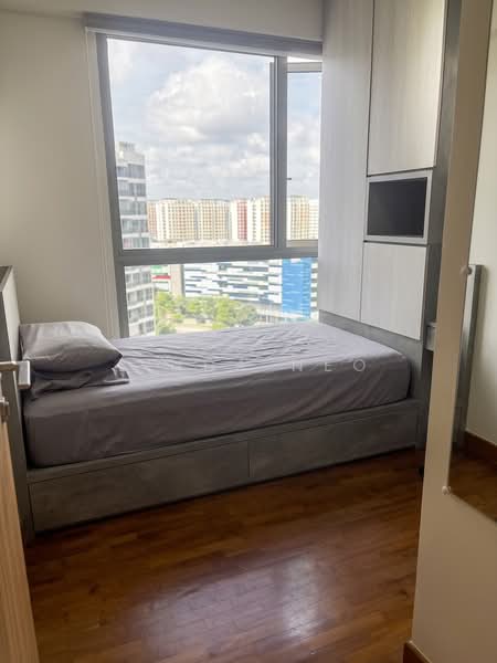 FLO Residence, Punggol Field Walk, 3 Bedrooms, 1,012 sqft, Condominium For Rent, by Linda Neo, 500073521 - Bedroom - PropertyGuru.com.sg