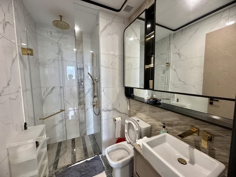 Perfect Ten, 323 Bukit Timah Road, 2 Bedrooms, 786 sqft, Condominium For Rent, by Kelly Yu 余奕葹, 500073522 - Bathroom - PropertyGuru.com.sg