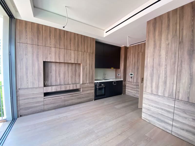 10 Evelyn Condominium For Sale at S$ 1,290,000 | PropertyGuru Singapore - Kitchen