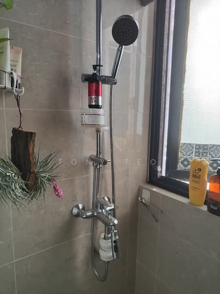 Kingsford Waterbay Condominium For Sale at S$ 1,258,900 | PropertyGuru Singapore - Bathroom