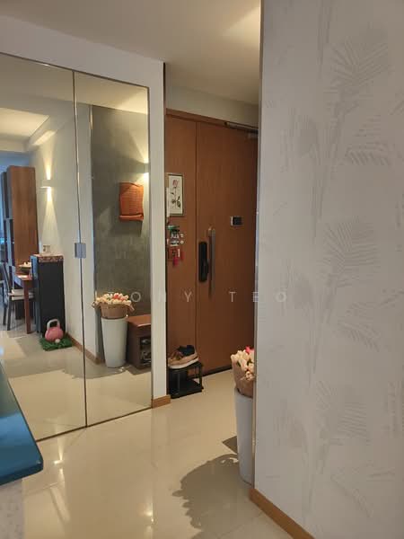 Kingsford Waterbay Condominium For Sale at S$ 1,258,900 | PropertyGuru Singapore - Entrance