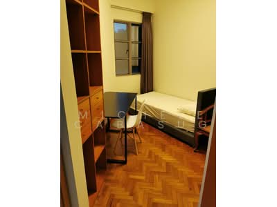 For Rent - The Riverside Piazza