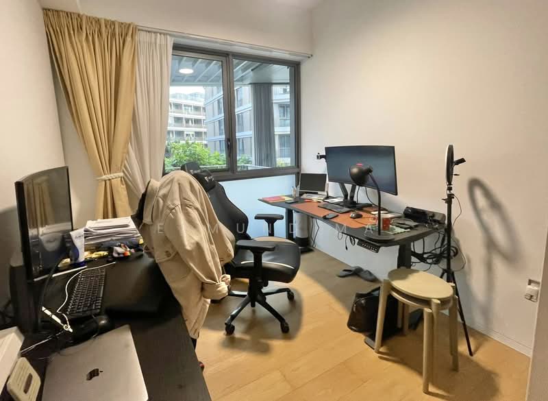 The Reef at King's Dock Condominium For Sale at S$ 1,800,000 | PropertyGuru Singapore - Bedroom 2