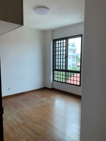 Casa Aroma, 21 Chiku Road, 3 Bedrooms, 1,346 sqft, Apartment For Rent, by Jim Leong, 500073567 - Common Bedroom 1 - PropertyGuru.com.sg