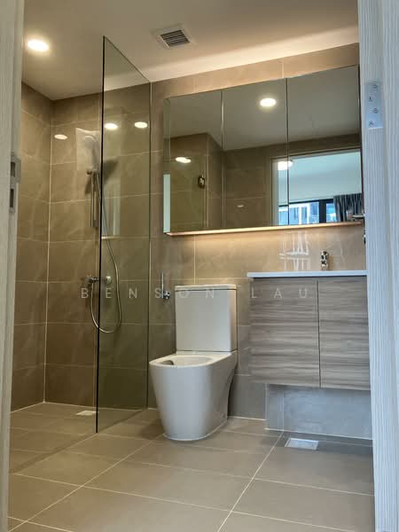 Treasure at Tampines, 57 Tampines Lane, 2 Bedrooms, 657 sqft, Condominium For Rent, by Benson Lau, 500073578 - Bathroom - PropertyGuru.com.sg