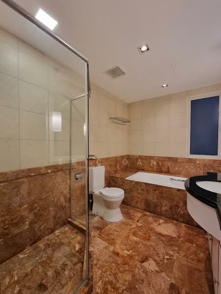 Orchard Scotts, 11 Anthony Road, 3 Bedrooms, 1,625 sqft, Condominium For Rent, by Eric Gan, 500073634 - Common Bathroom - PropertyGuru.com.sg