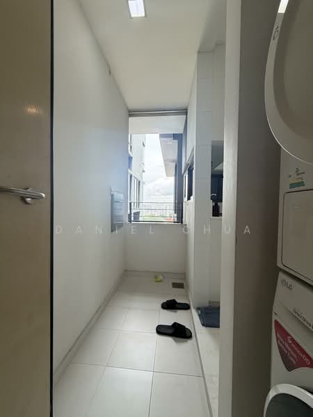 The Trizon, 8 Ridgewood Close, 2 Bedrooms, 1,044 sqft, Condominium For Sale, by Daniel Chua, 500073638 - PropertyGuru.com.sg