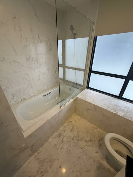 The Trizon, 8 Ridgewood Close, 2 Bedrooms, 1,044 sqft, Condominium For Sale, by Daniel Chua, 500073638 - PropertyGuru.com.sg