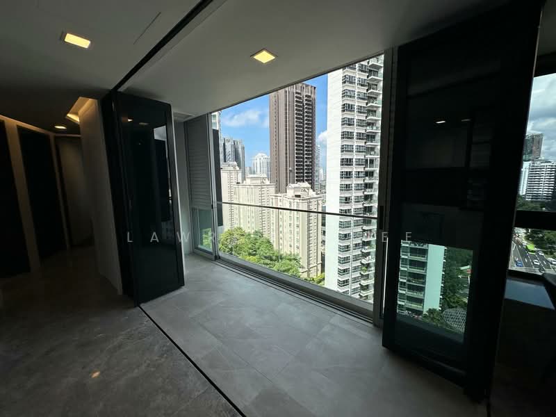 The Iveria Condominium For Sale at S$ 2,400,000 | PropertyGuru Singapore - Balcony