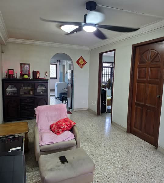 213 Boon Lay Place HDB Flat For Sale at S$ 385,000 | PropertyGuru Singapore - Living Room