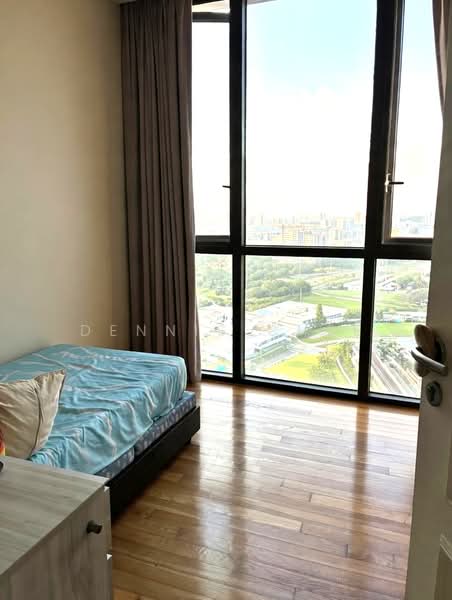 The Trilinq Condominium For Sale at S$ 2,600,000 | PropertyGuru Singapore - Bedroom