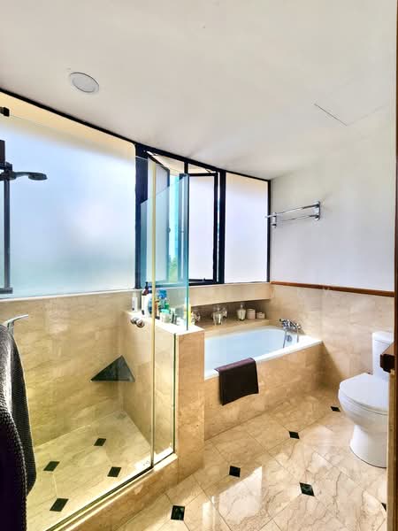 💎 Ardmore Freehold 4BR 2637 sqft Rare Price Opportunity Apartment For Sale at S$ 5,665,000 | PropertyGuru Singapore - Bathroom