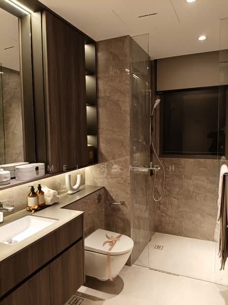 Kassia Condominium For Sale at S$ 2,522,000 | PropertyGuru Singapore - Bathroom
