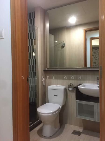 One Leicester, 1 Leicester Road, 2 Bedrooms, 915 sqft, Condominium For Rent, by Daniel Goh, 500073725 - Bathroom - PropertyGuru.com.sg