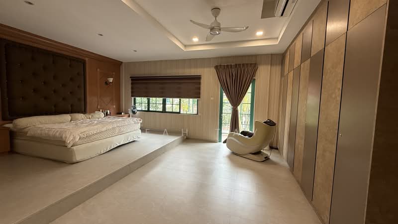 Northshore Bungalows, Ponggol Seventeenth Avenue, 7 Bedrooms, 11,173 sqft, Detached House For Rent, by Leah Tay, 500073738 - Bedroom - PropertyGuru.com.sg