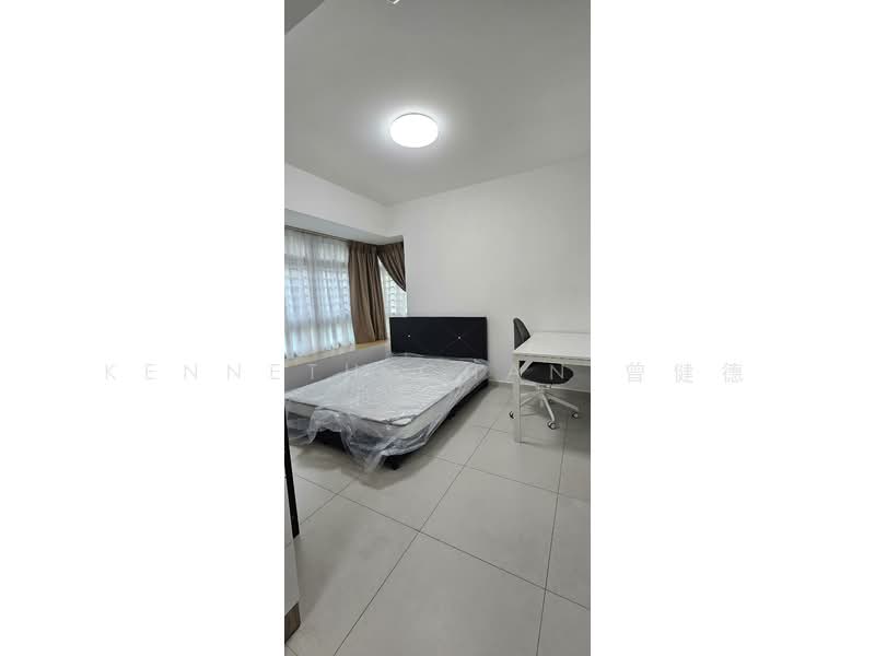 61B Strathmore Avenue, 61B Strathmore Avenue, 3 Bedrooms, 1,011 sqft, HDB Flat For Rent, by Kenneth Chan 曾健德, 500073751 - Master Bedroom - PropertyGuru.com.sg