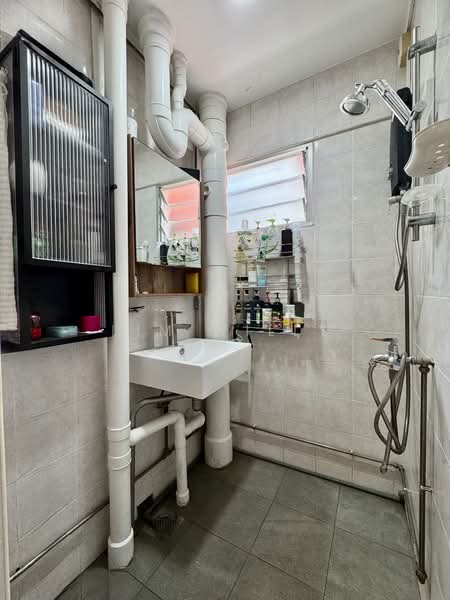 128 Kim Tian Road, 128 Kim Tian Road, Room Rental, 80 sqft, HDB Flat For Rent, by Lim Willy, 500073775 - Bathroom - PropertyGuru.com.sg