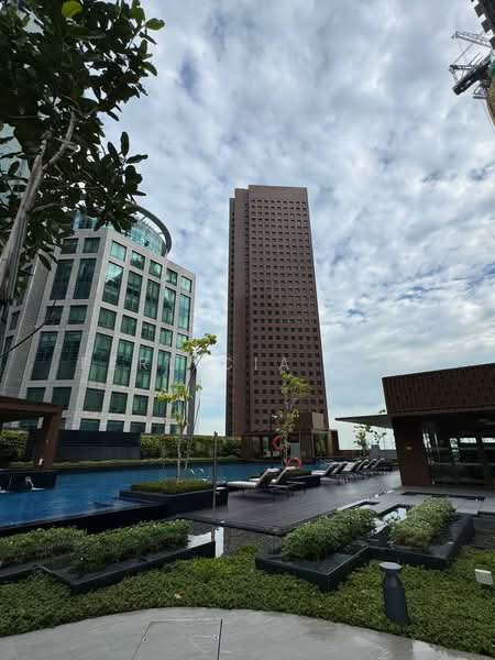 One Bernam, 1 Bernam Street, 1 Bedroom, 441 sqft, Condominium For Rent, by Ferlicia Lim, 500073778 - Exterior - PropertyGuru.com.sg