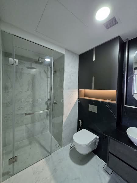 One Bernam, 1 Bernam Street, 1 Bedroom, 441 sqft, Condominium For Rent, by Ferlicia Lim, 500073778 - Bathroom - PropertyGuru.com.sg