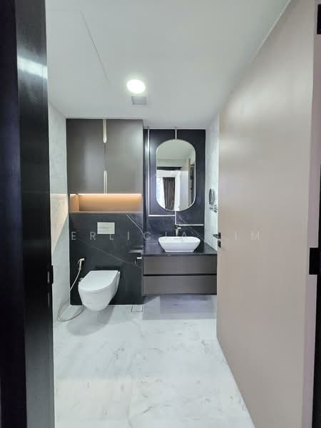 One Bernam, 1 Bernam Street, 1 Bedroom, 441 sqft, Condominium For Rent, by Ferlicia Lim, 500073778 - Bathroom - PropertyGuru.com.sg