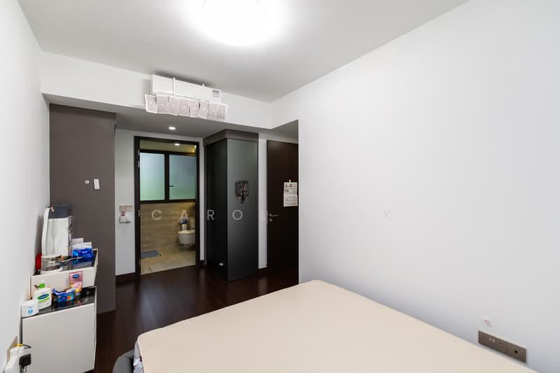The Commodore Condominium For Sale at S$ 2,100,000 | PropertyGuru Singapore - Master Bedroom