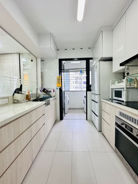 101A Bidadari Park Drive HDB Flat For Sale at S$ 1,150,000 | PropertyGuru Singapore - Kitchen